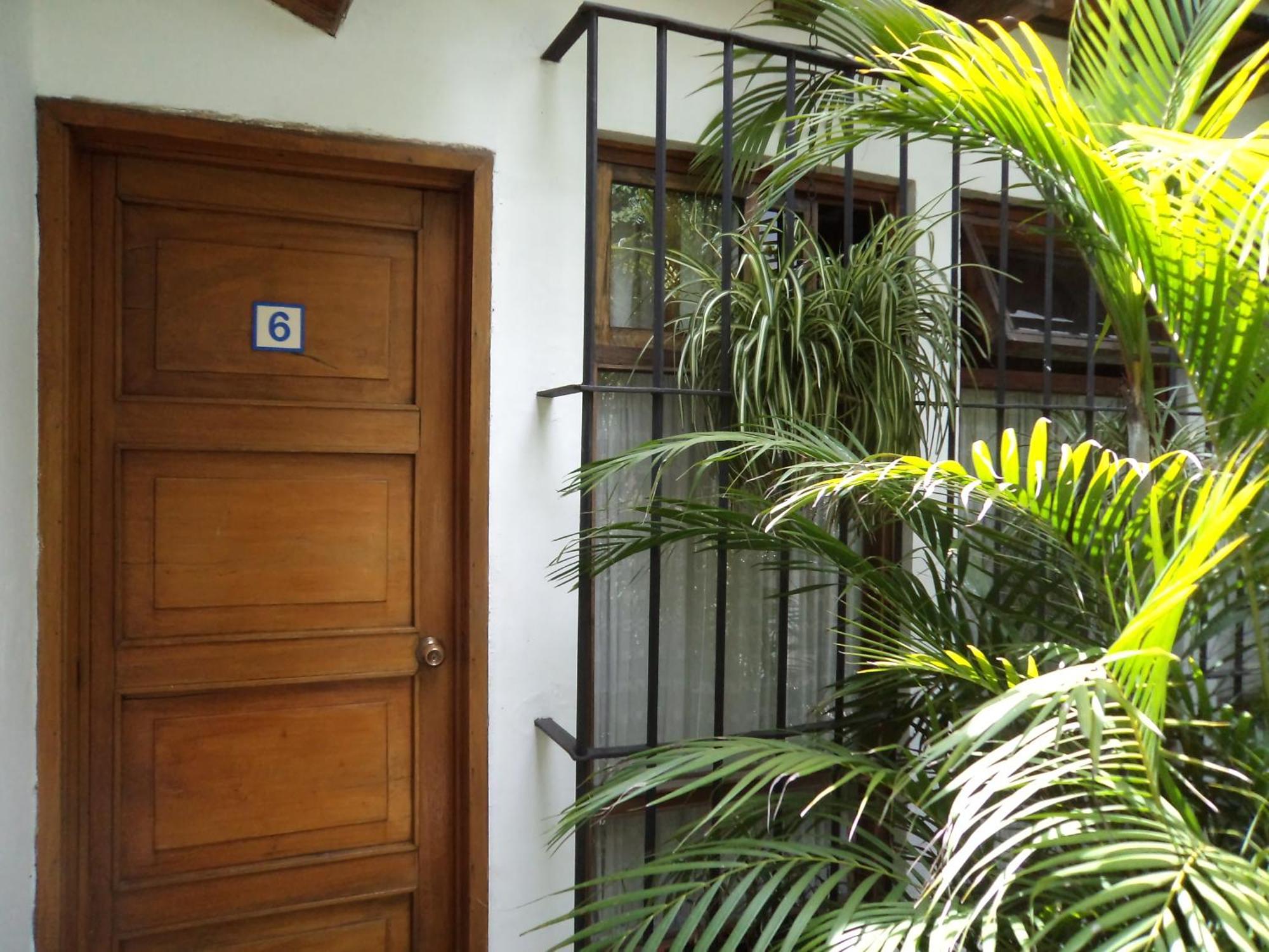 Casa Encantada By Porta Hotels Antigua Exteriör bild
