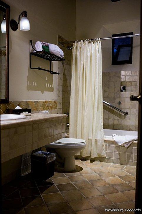 Casa Encantada By Porta Hotels Antigua Exteriör bild