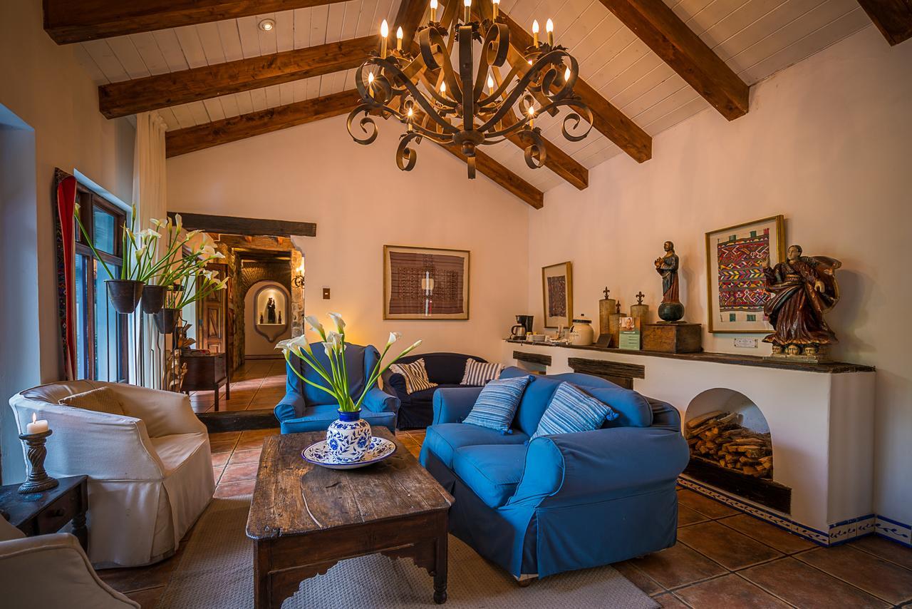 Casa Encantada By Porta Hotels Antigua Exteriör bild