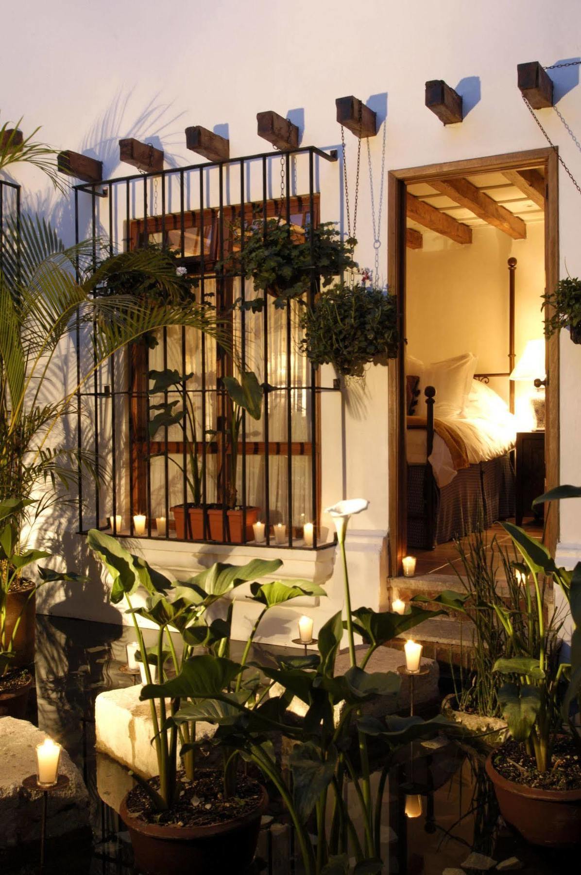 Casa Encantada By Porta Hotels Antigua Exteriör bild